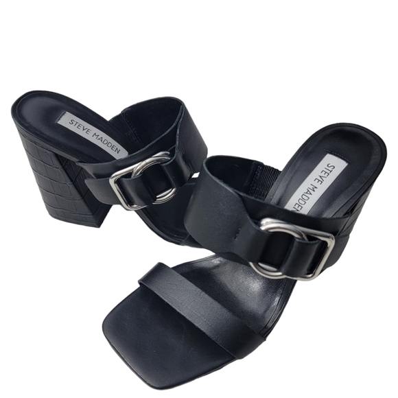 Steve Madden woman's size 7M in excellent condition. Leather upper. - Picture 16 of 16